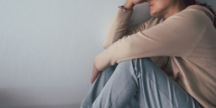 Majör Depresif Bozukluk : Belirtileri, Nedenleri ve Tedavisi 2024